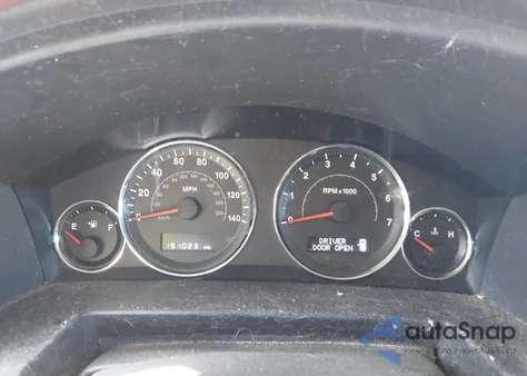 2010 Jeep Commander Sport from USA, damaged, VIN 1J4RG4GK2AC127991